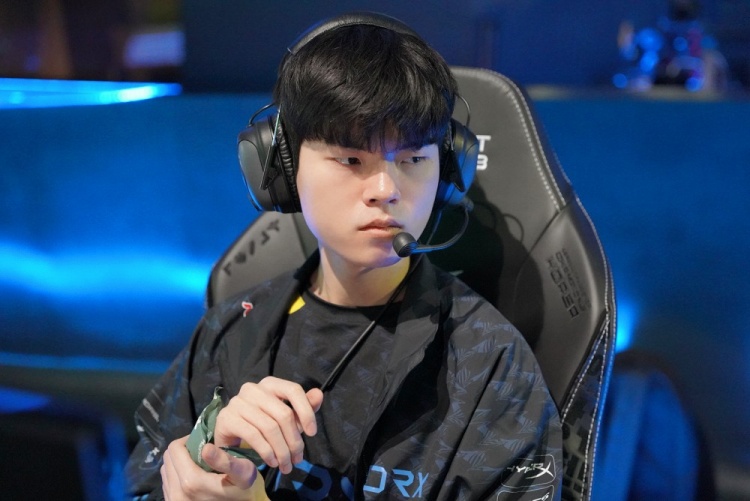 学校和体育 学校和体育